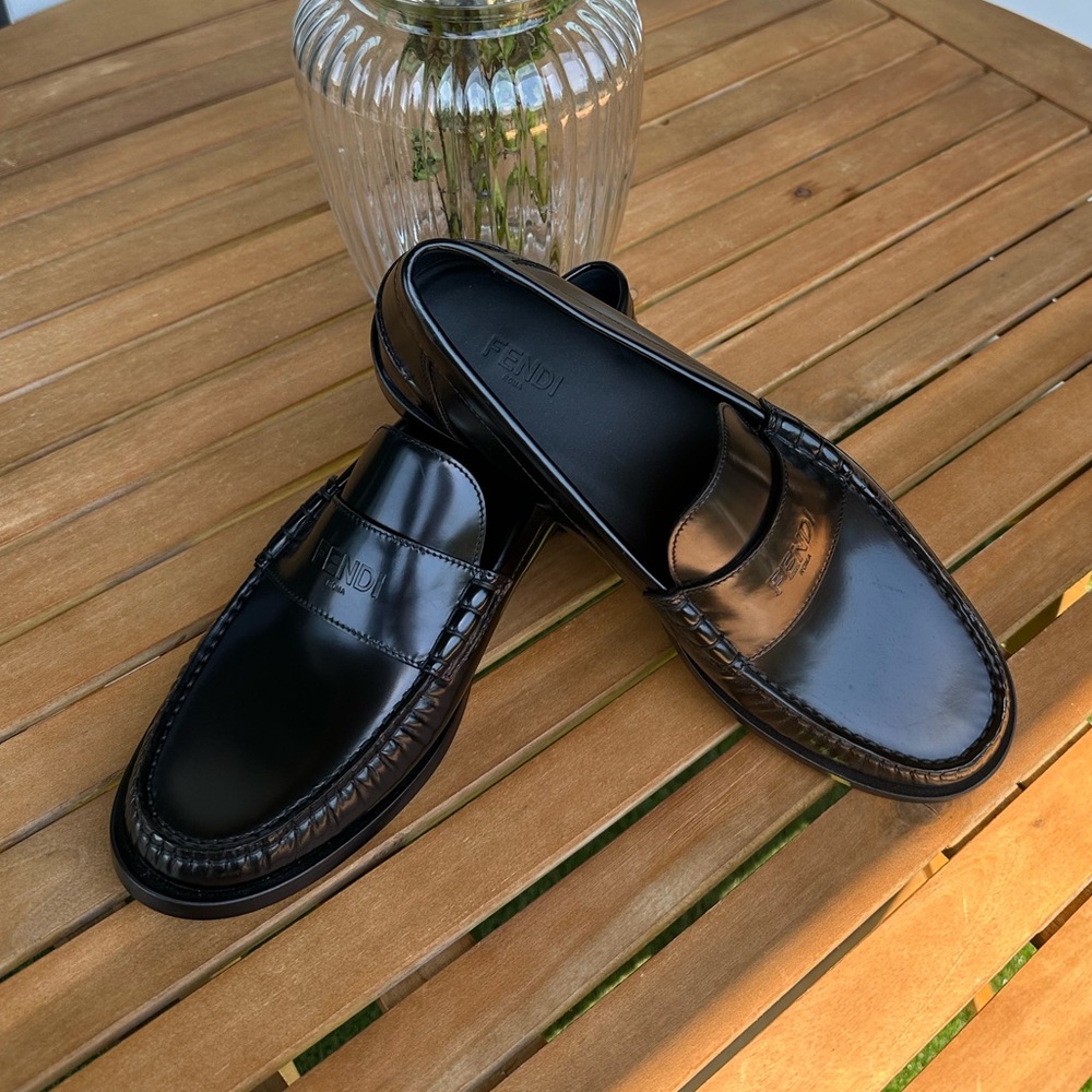 Fendi Men’s Black Loafers